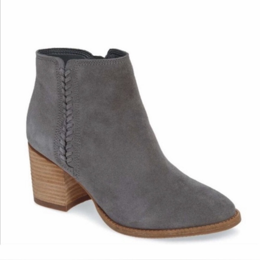 Blondo Nina Grey Waterproof Suede Whipstitch Block Heel Ankle Boots Size 11M